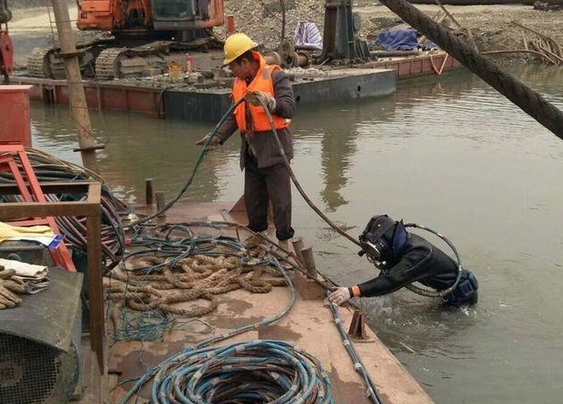 清河潜水封堵打捞